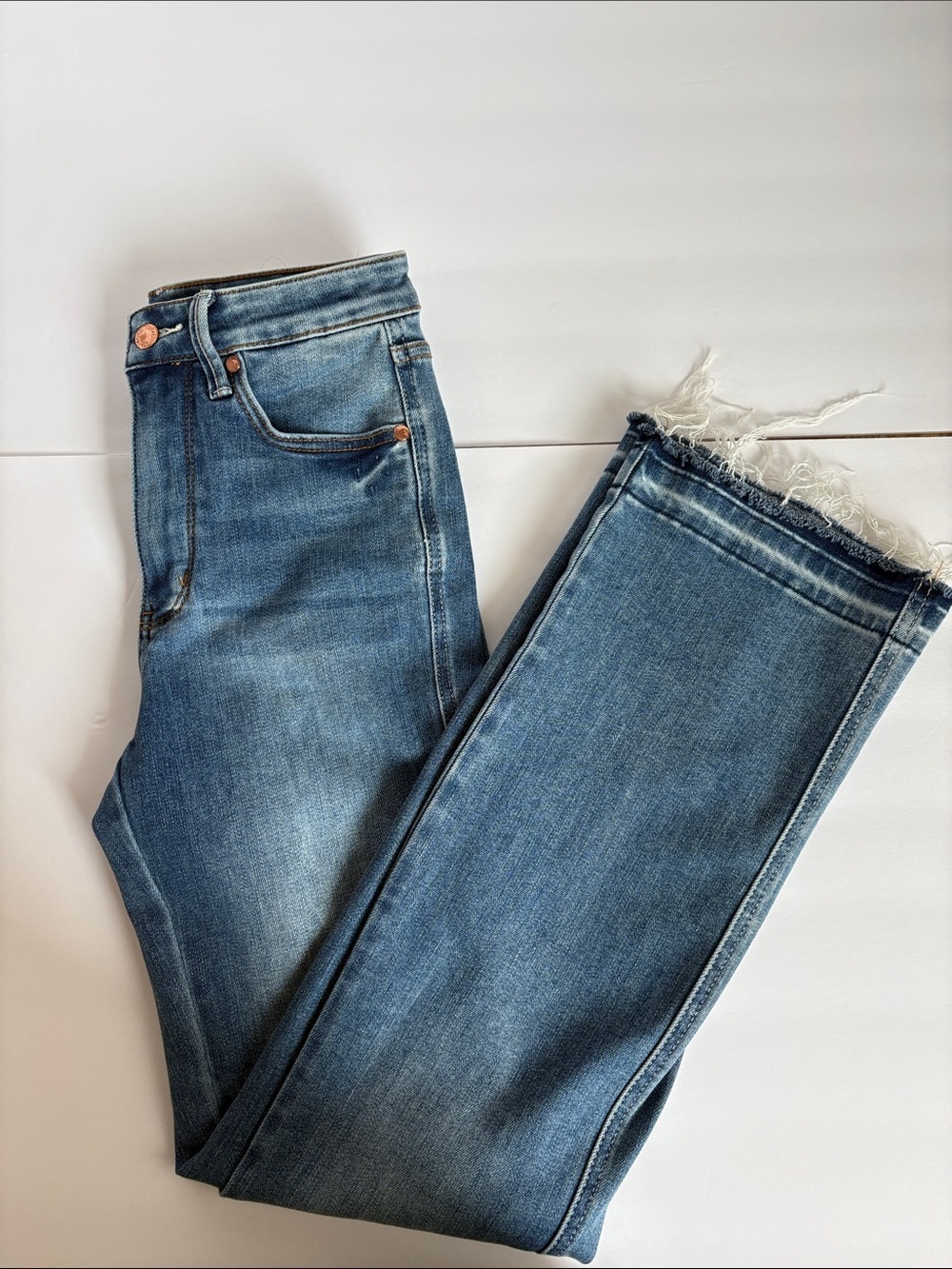 Judy Blue High Waist Slim Boot Cut unfinished hem 5 pocket zip close blue jean - Picture 16 of 16